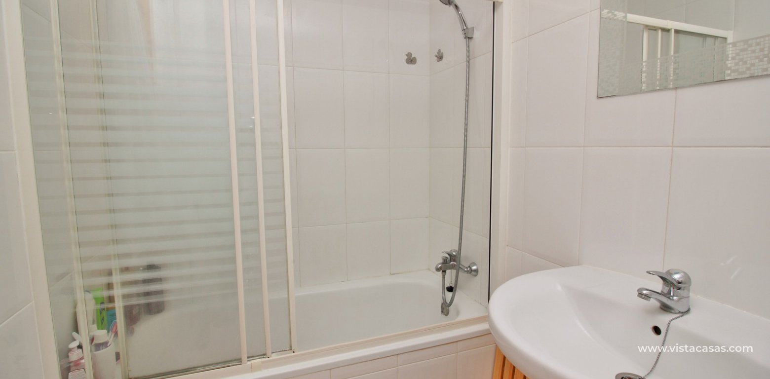 Penthouse apartment for sale Villamartin underground parking bathroom 2