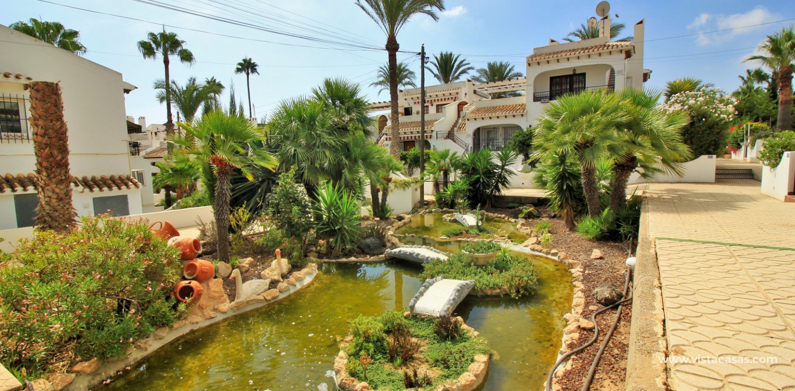 Lola bungalow for sale Verdemar II Villamartin communal ponds