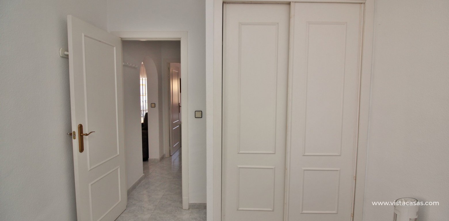 Top floor apartment for sale Al-Andalus I La Florida twin bedroom fitted wardrobes