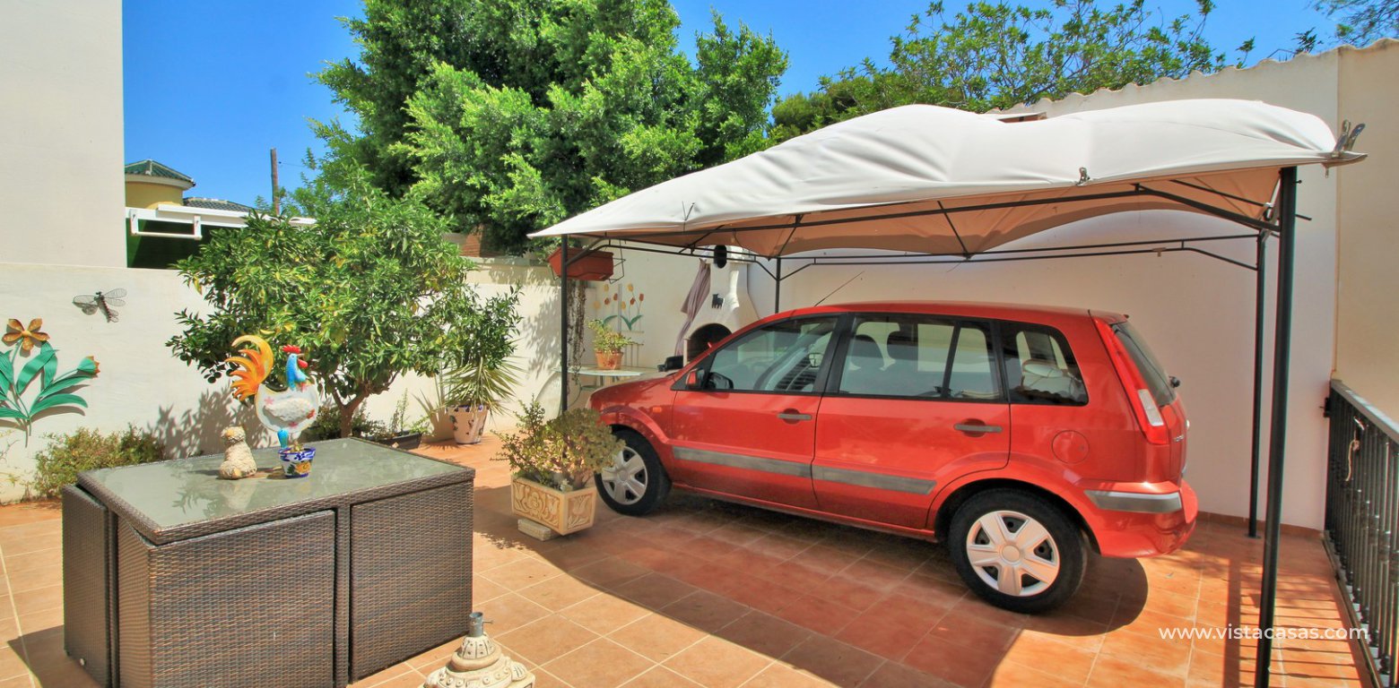 3 bedroom villa for sale overlooking the pool El Palmeral Pau 8 Villamartin rear garden