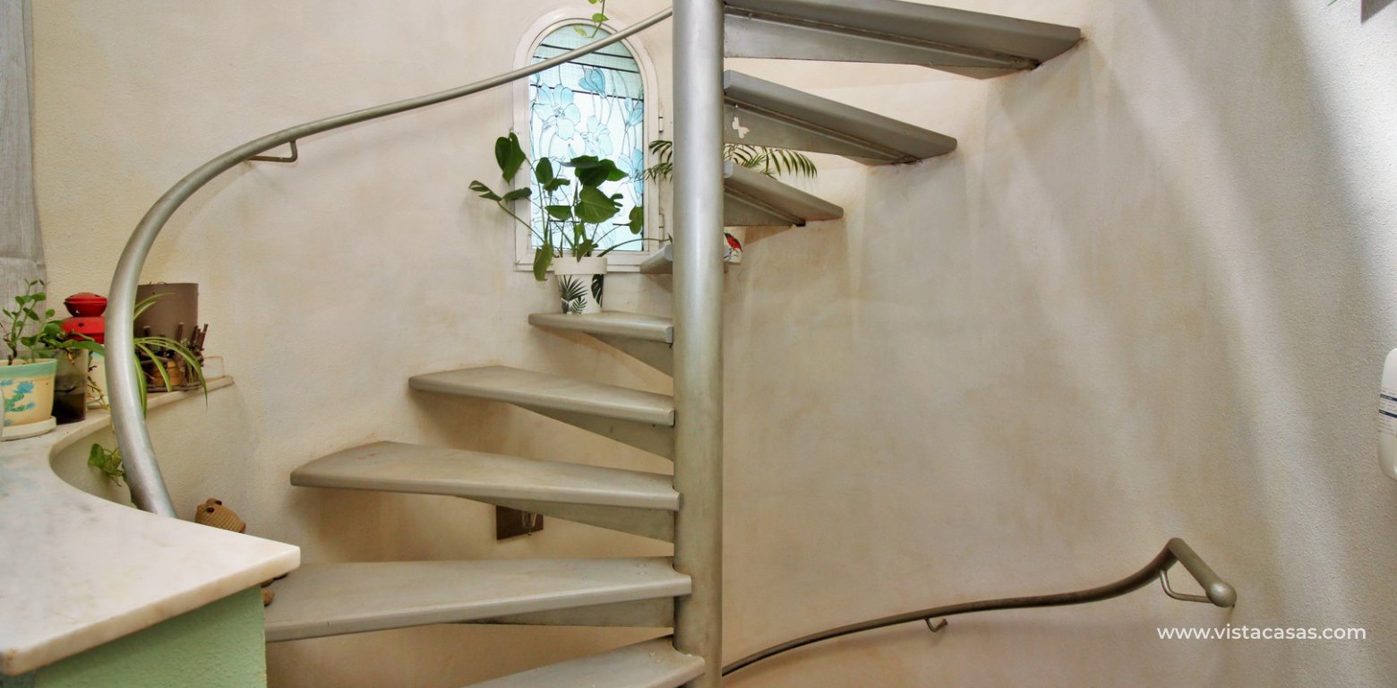 Detached villa for sale Pinada Golf Villamartin staircase