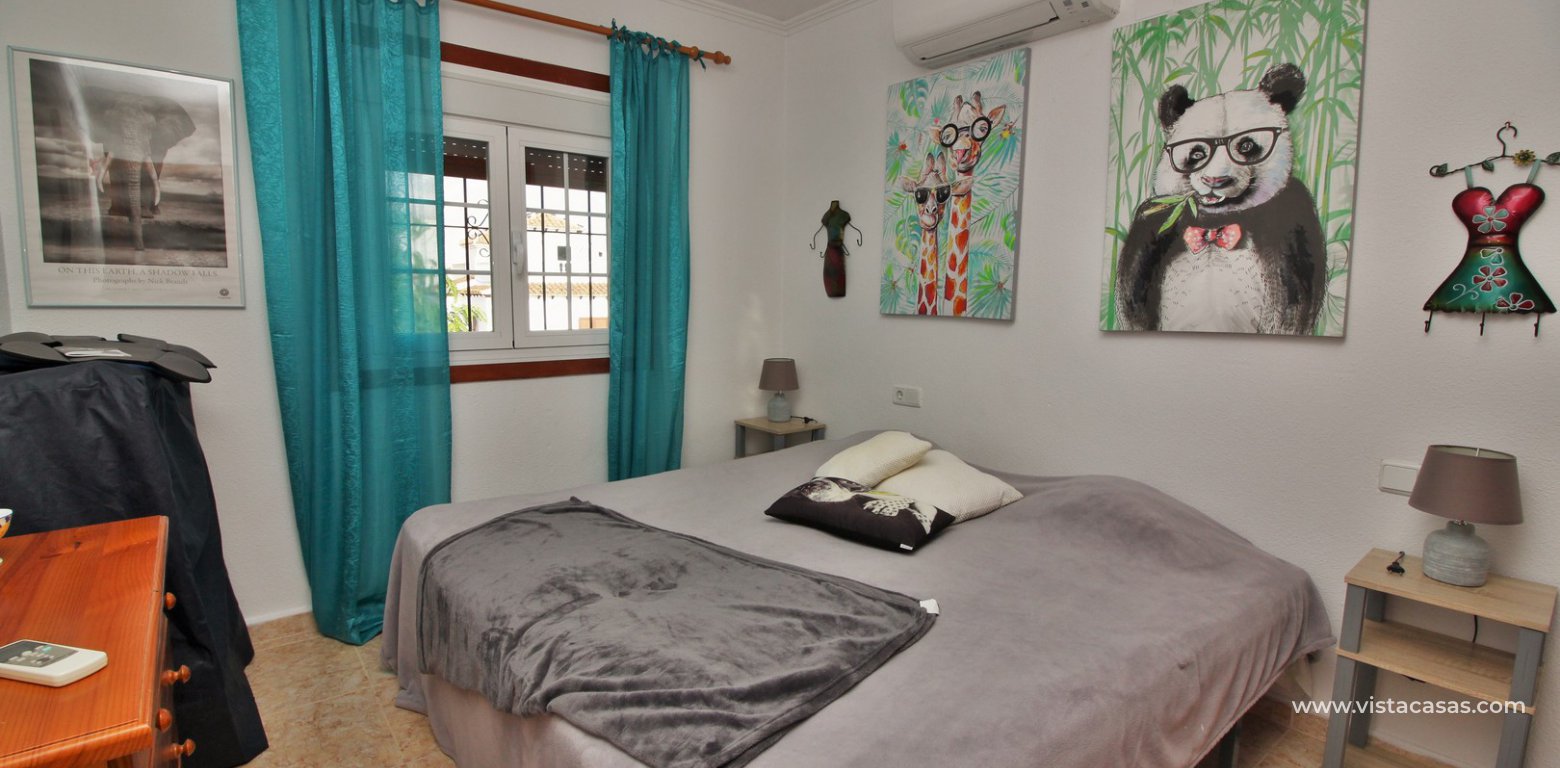2 bedroom apartment for sale in El Mirador del Mediterraneo Villamartin double bedroom