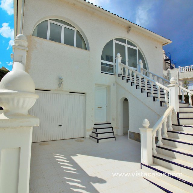 Villa - Resale - Villamartin - Villamartin