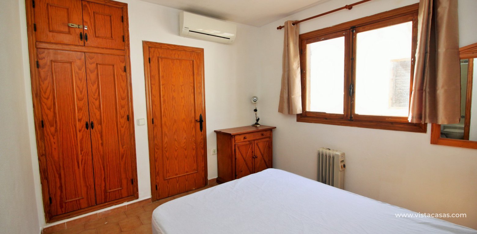 Apartment for sale in Villamartin Plaza bedroom 1