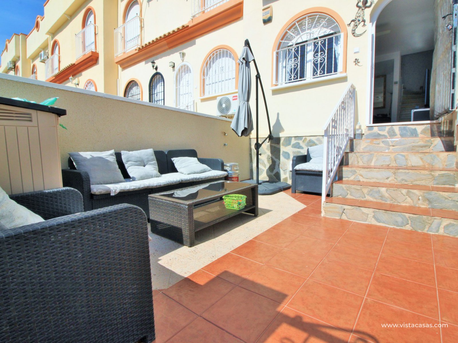 2 bedroom South facing townhouse for sale Villamartin