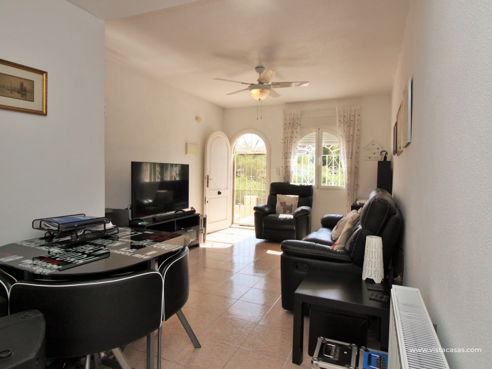 2 bedroom South facing townhouse for sale Villamartin