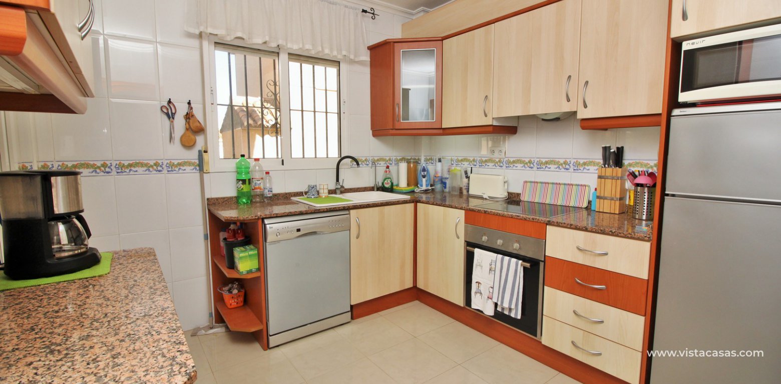 Detached villa for sale Villamartin kitchen