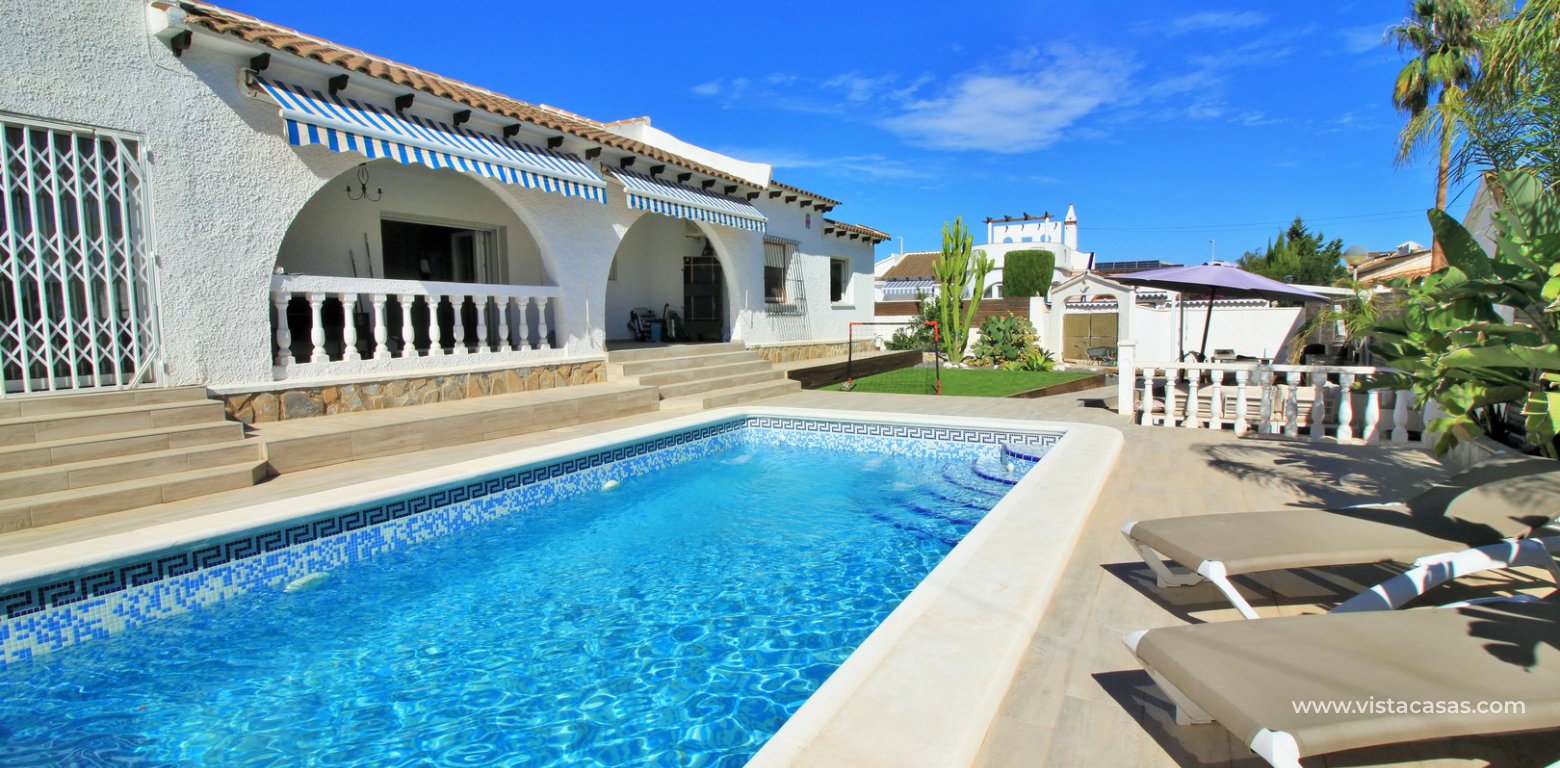 Venta - Chalet - Villamartin