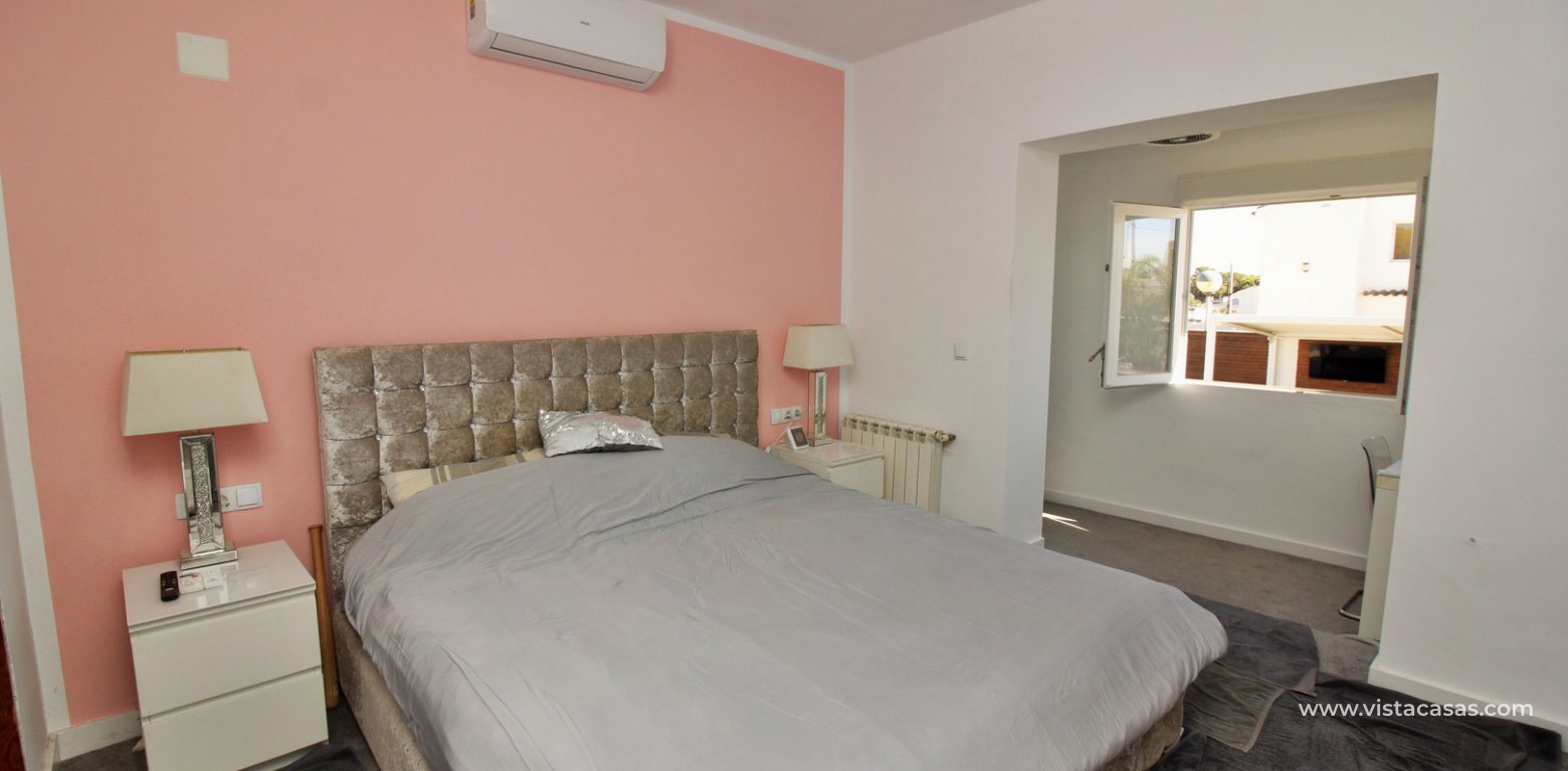 Venta - Chalet - Villamartin