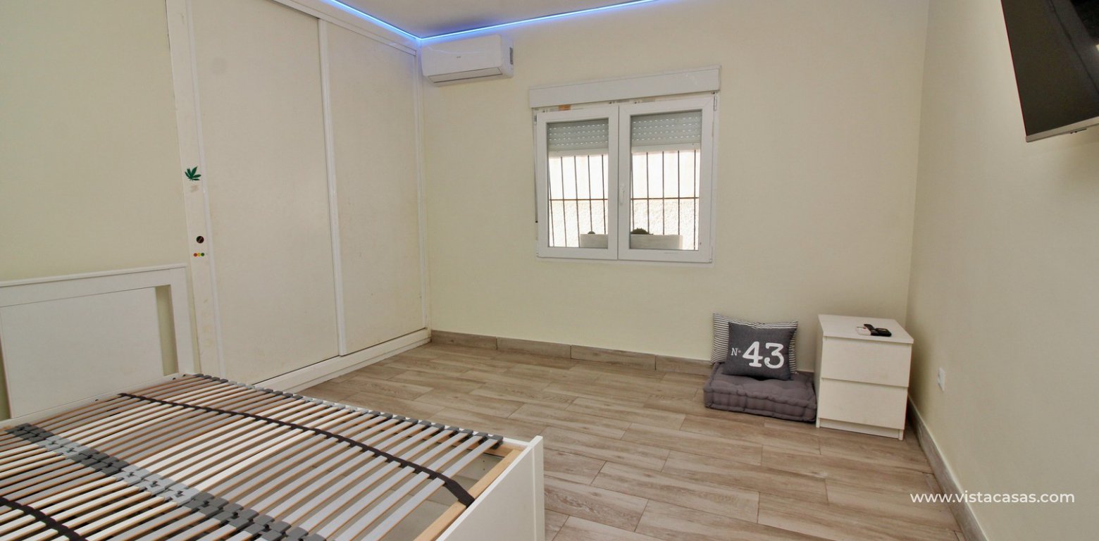 Venta - Chalet - Villamartin