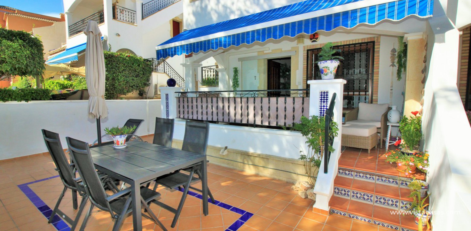 Ground floor apartment overlooking the pool for sale Pau 8 Villamartin garden terrace