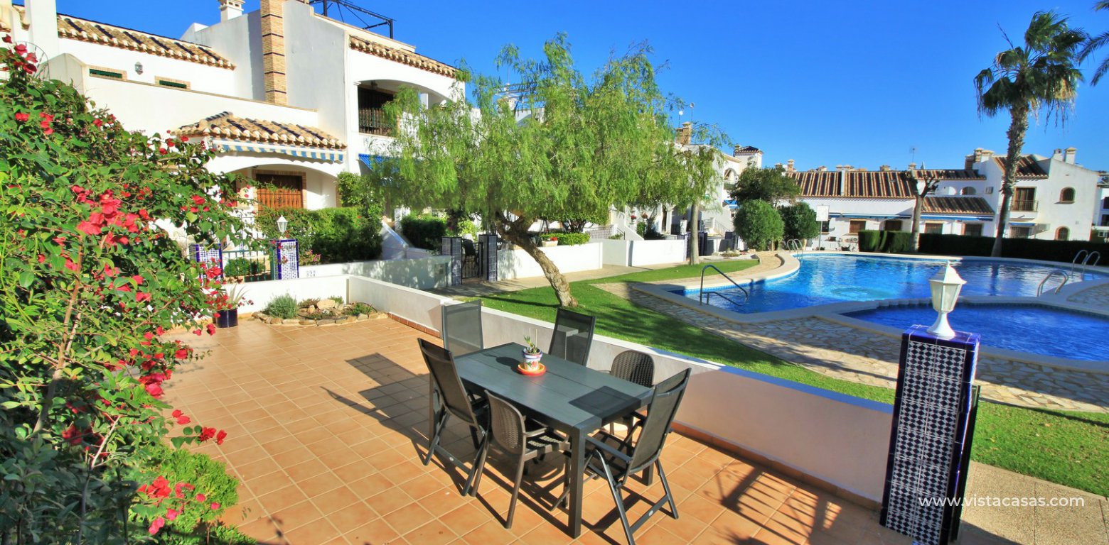 Ground floor corner apaertment overlooking the pool for sale pau 8 villamartin garden