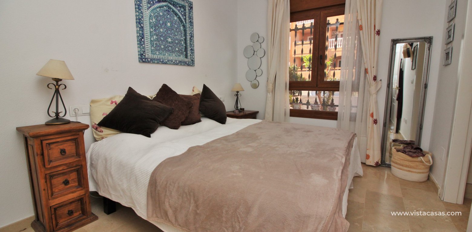 Ground floor corner apaertment overlooking the pool for sale pau 8 villamartin master bedroom
