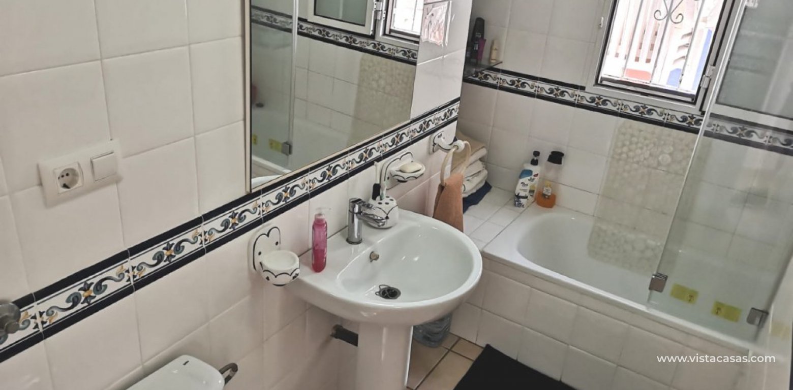 3 bedroom semi detached villa in Playa Flamenca bathroom 2