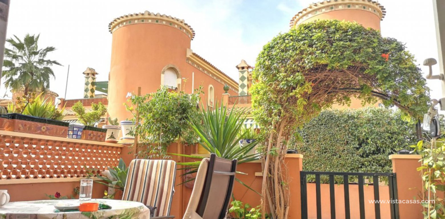 3 bedroom semi detached villa in Playa Flamenca garden