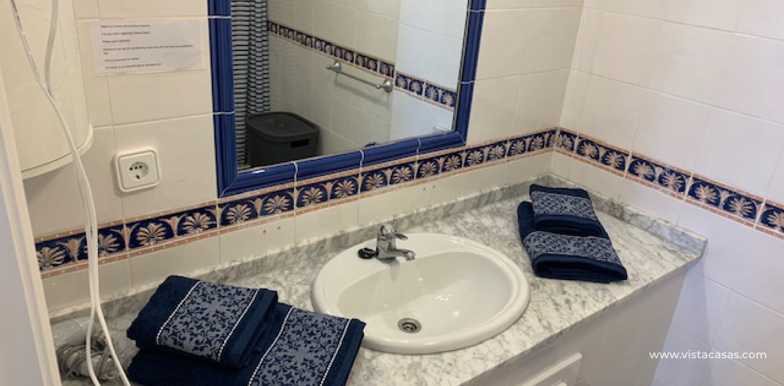 Apartment for sale in Las Violetas bathroom 