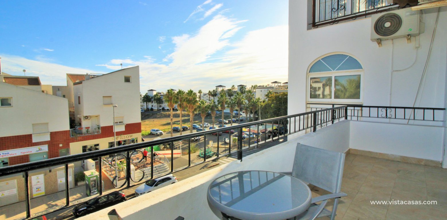 Renovated Plaza apartment for sale Villamartin balcony 2