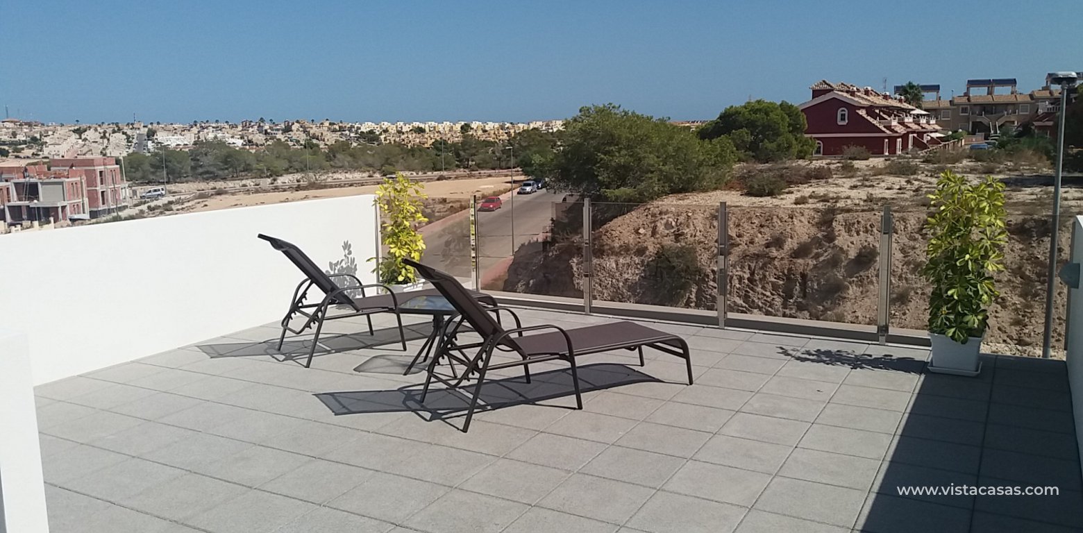 New build villas for sale in Villamartin Marina III solarium
