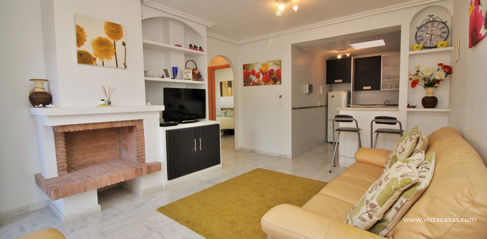 Jumilla style bungalow for sale in La Cañada San Miguel de Salinas lounge 2