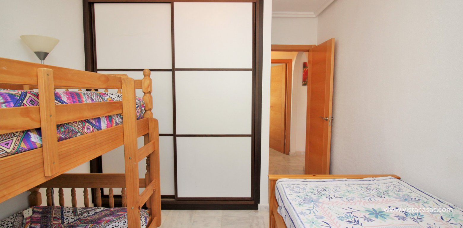 Jumilla style bungalow for sale in La Cañada San Miguel de Salinas twin bedroom fitted wardrobes