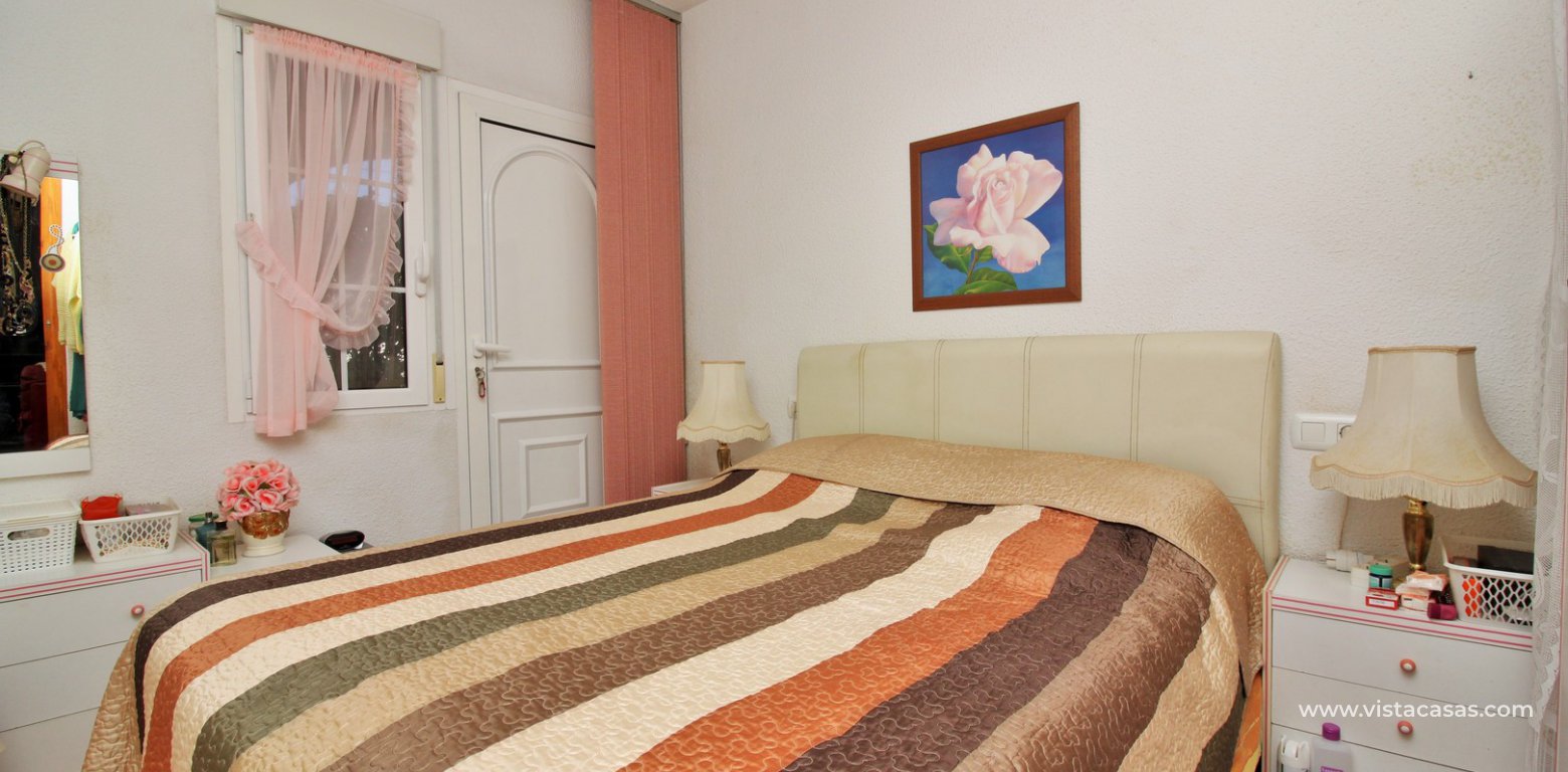 Detached 6 bedroom villa separate annex Villamartin master bedroom