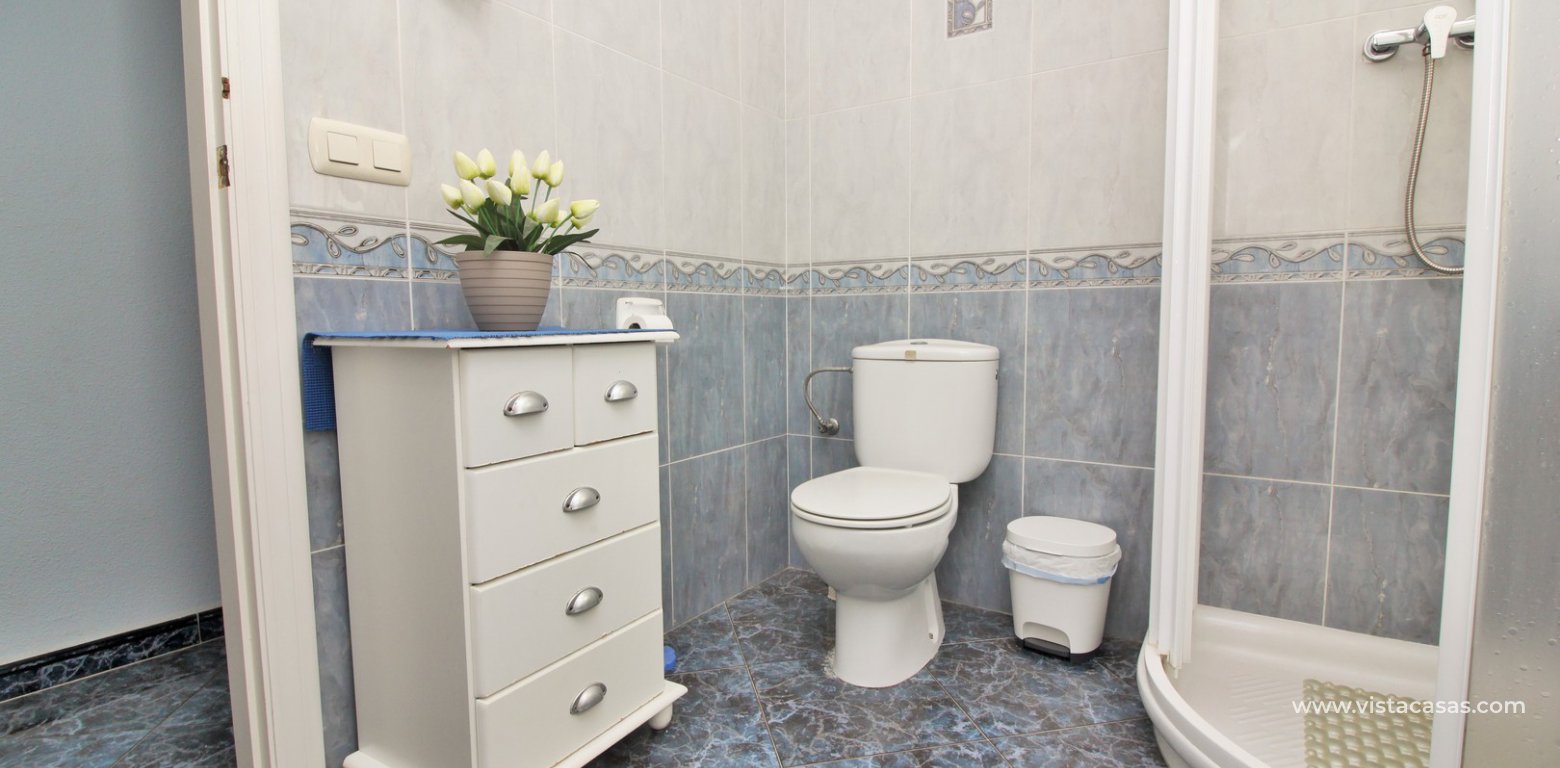 Detached 6 bedroom villa separate annex Villamartin annex bathroom