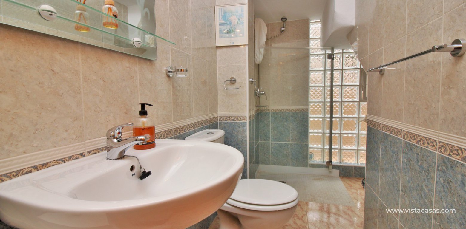 3 bedroom Zodiaco quad for sale Villamartin downstairs bathroom utility area