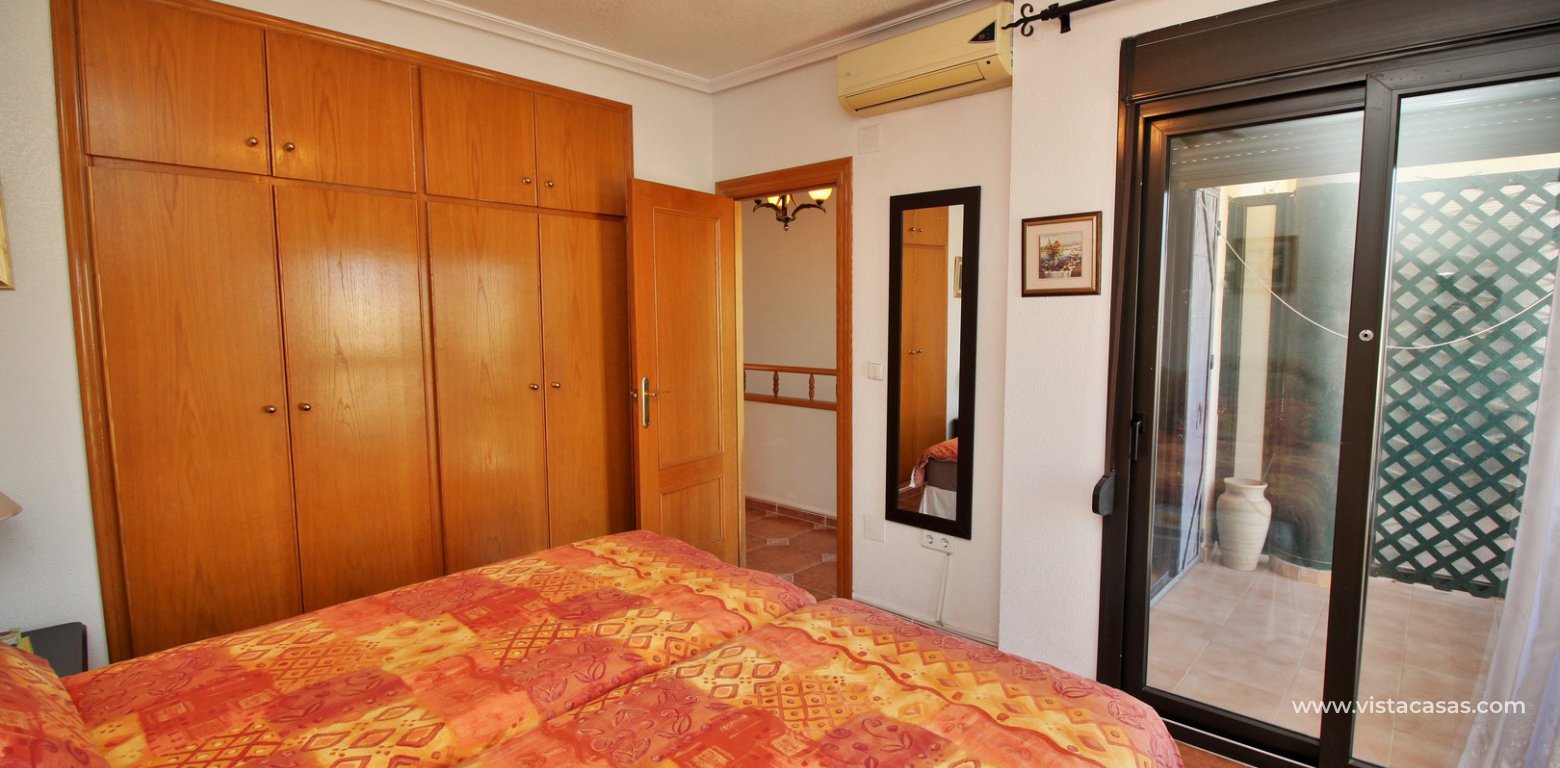 South facing townhouse for sale El Cid 4 Playa Flamenca twin bedroom fitted wardrobes