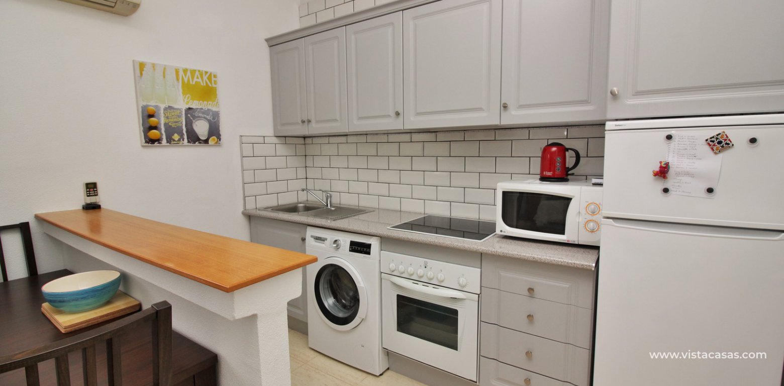 Apartment for sale in Lomas del Golf Villamartin kitchen