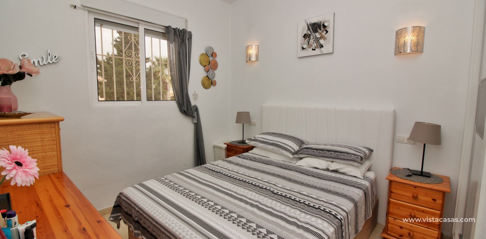Apartment for sale in Lomas del Golf Villamartin master bedroom