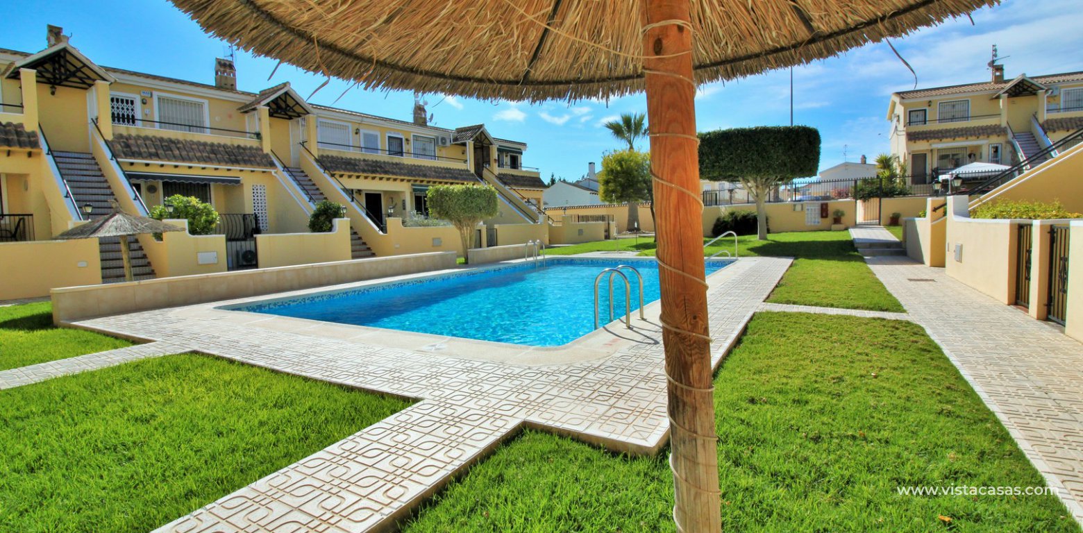 Apartment for sale in Lomas del Golf Villamartin communal pool