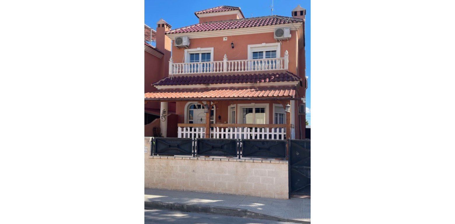 Sale - Villa - Almoradí