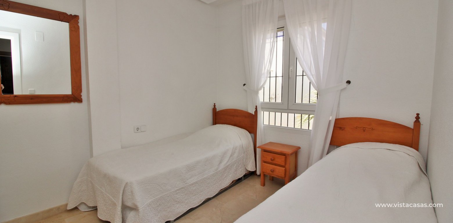 Penthouse apartment for sale Villamartin Plaza twin bedroom