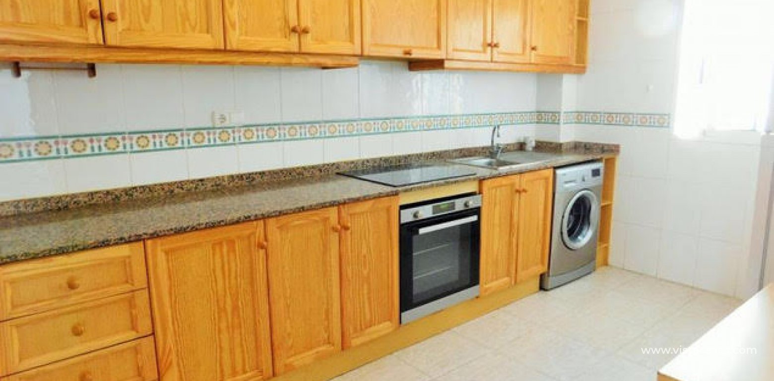 Apartment for sale in Almoradi kitchen