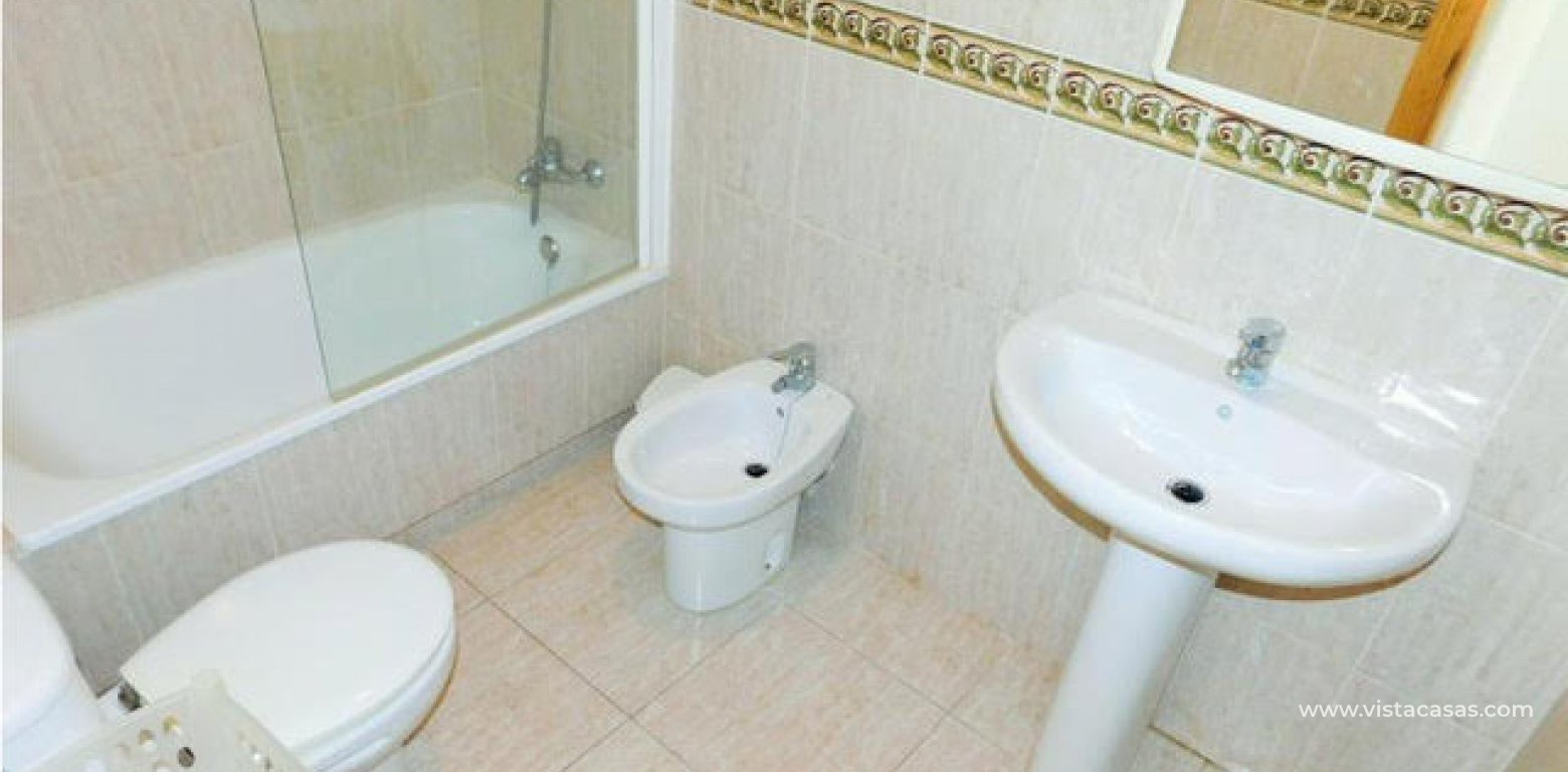 Apartment for sale in Almoradi bathroom