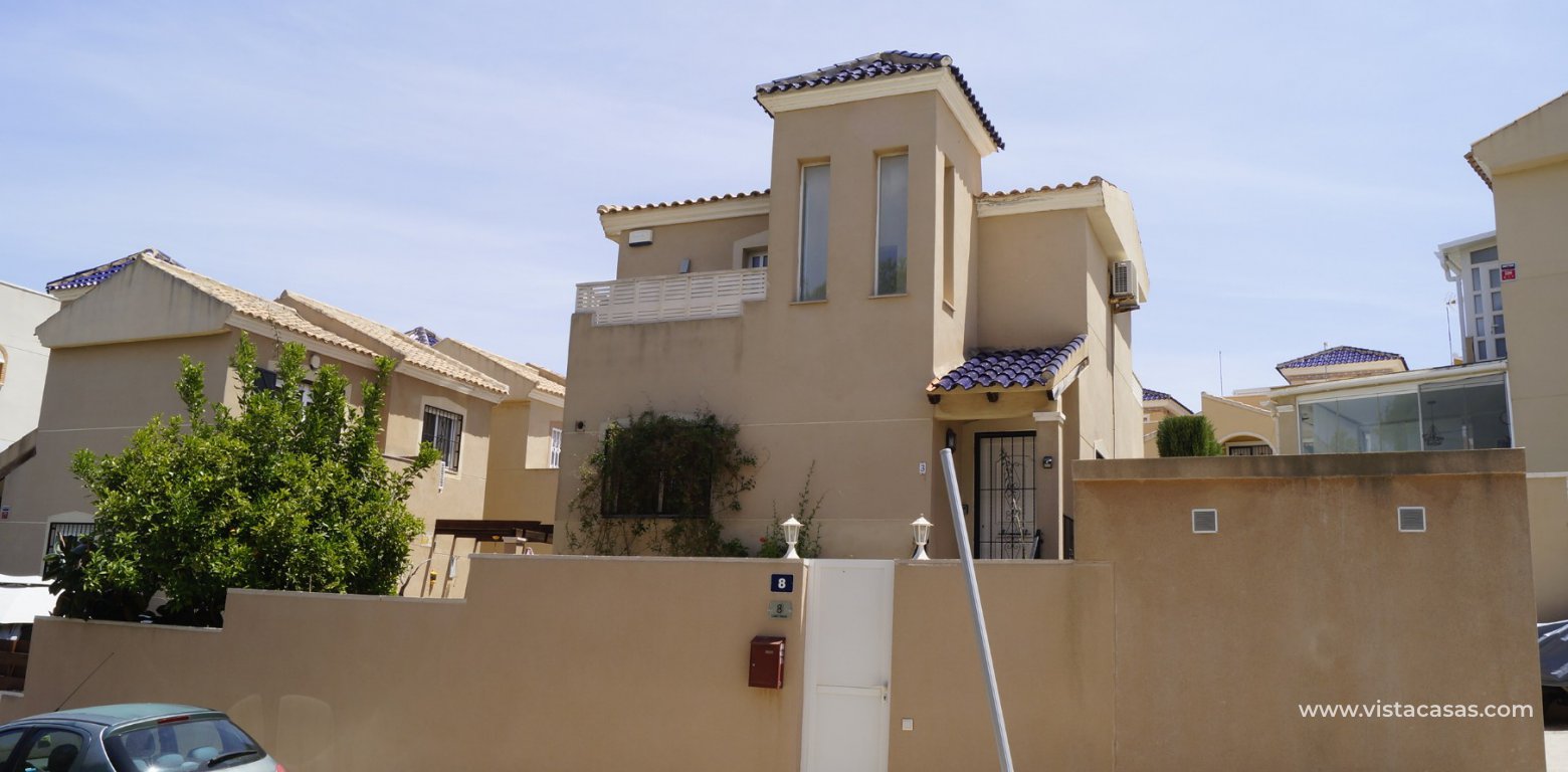 Resale - Villa - Villamartin