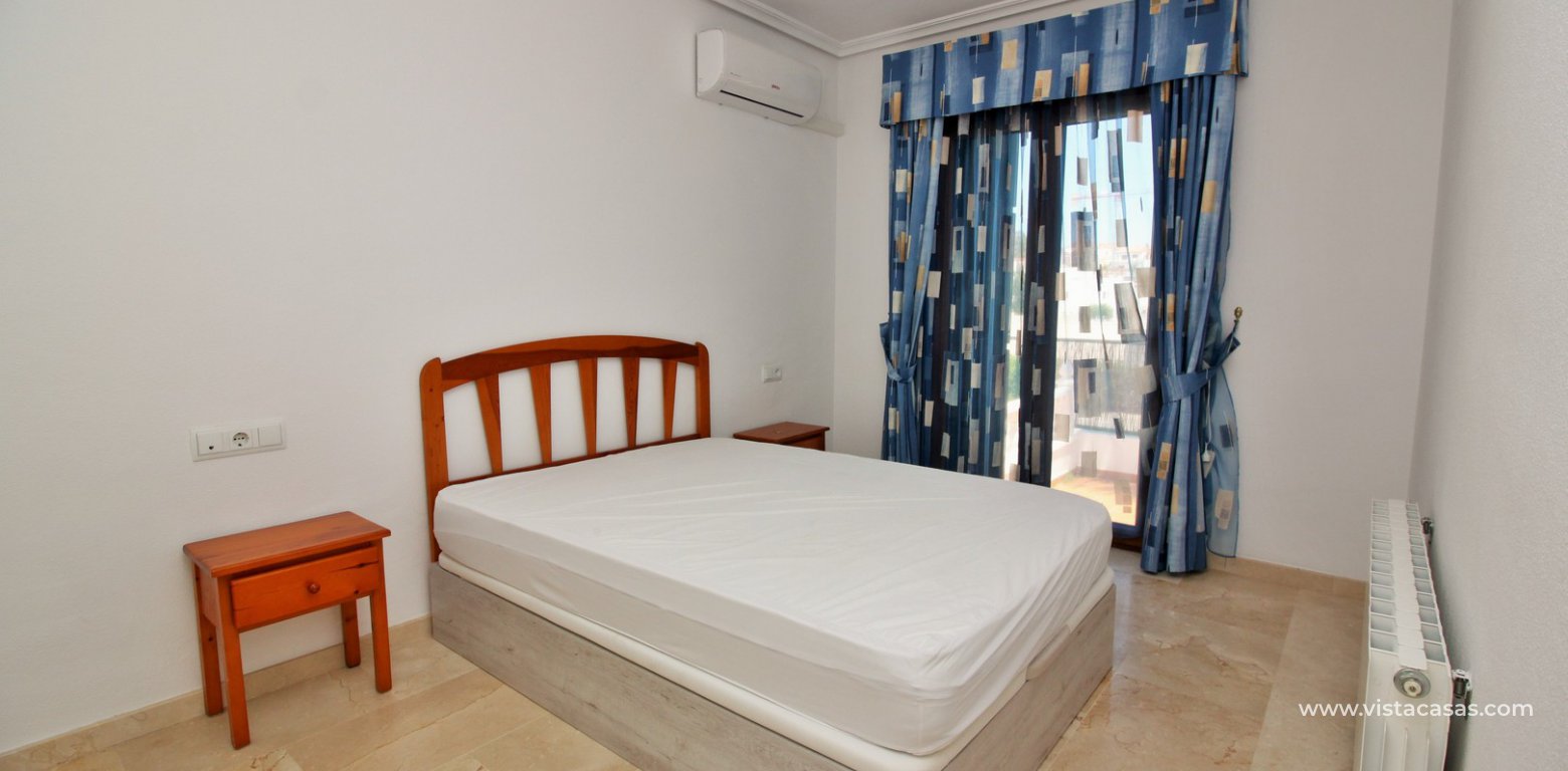 Lola bungalow for sale in R12 Pau 8 Villamartin master bedroom