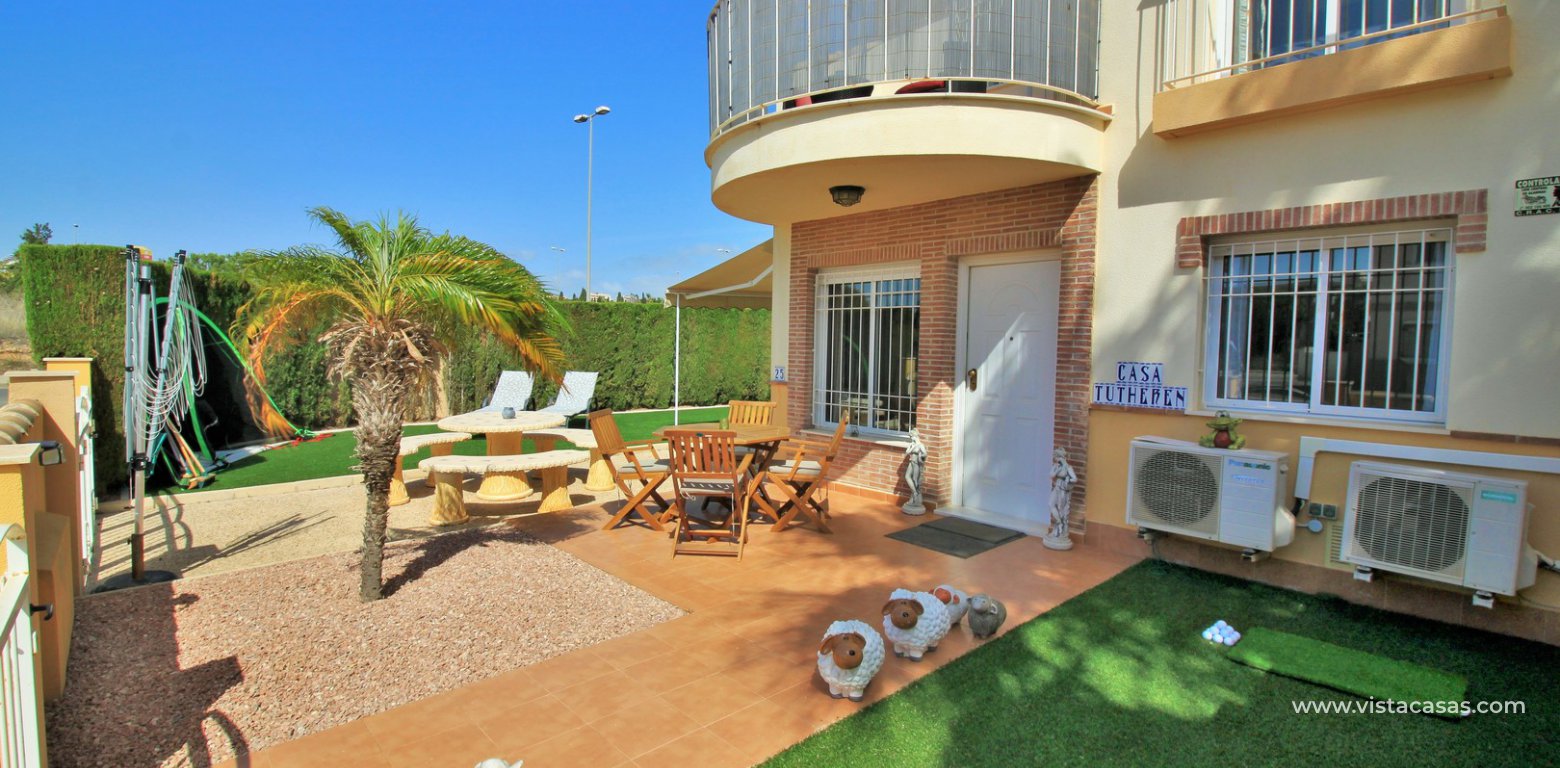 Townhouse for sale Avalon Pau 8 Villamartin front garden