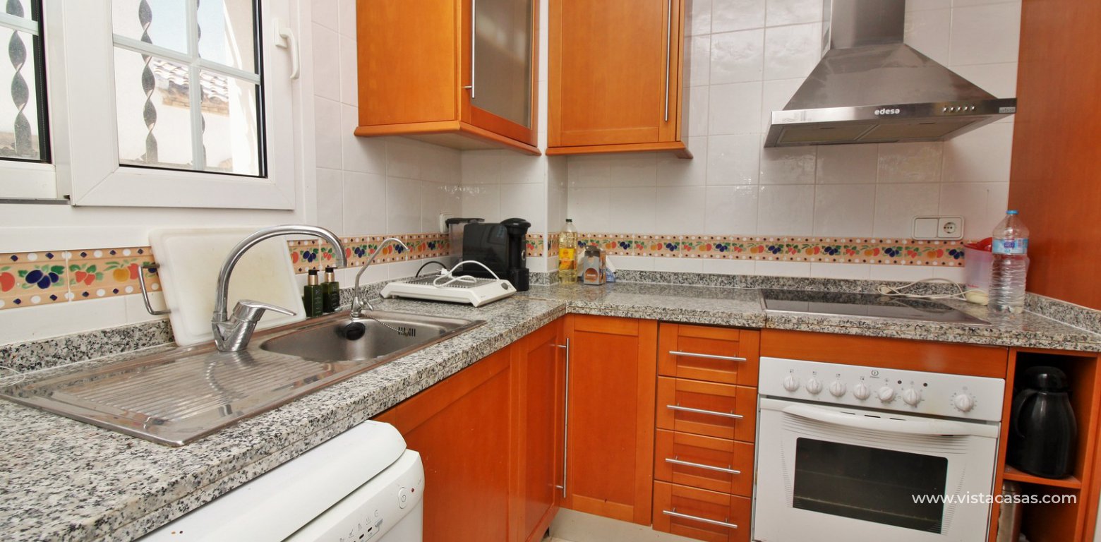 Top floor apartment for sale in R3 Las Violetas Villamartin kitchen 3