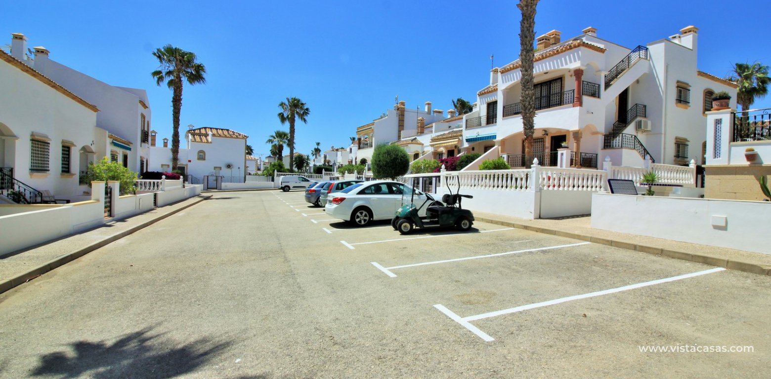 Top floor apartment for sale in R3 Las Violetas Villamartin communal parking