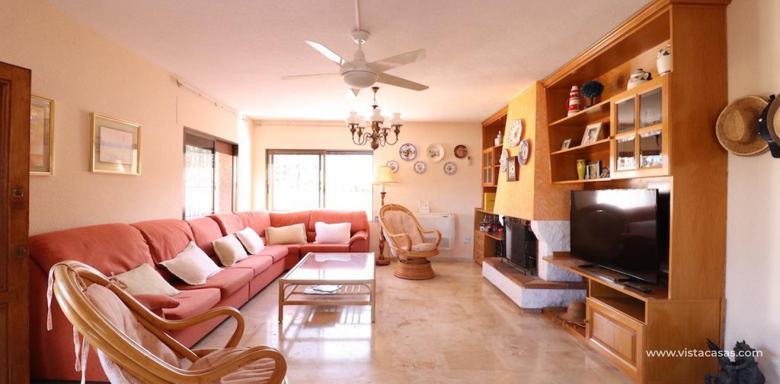 Resale - Villa - Cabo Roig