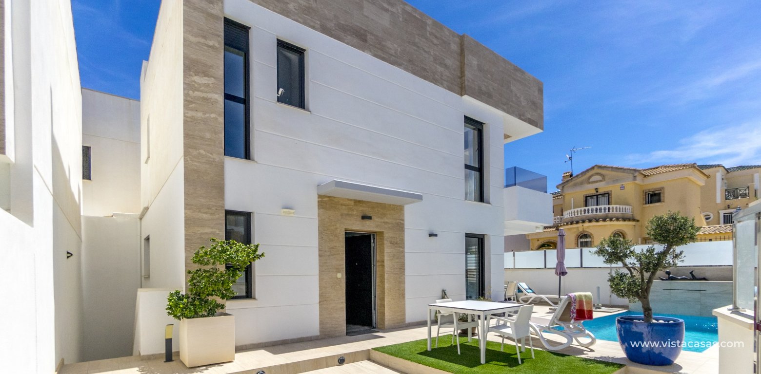 Resale - Villa - Villamartin