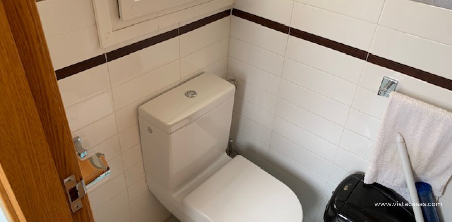 Property for sale in Villamartin toilet