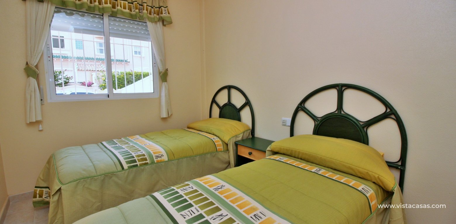 Townhouse for sale Avalon Pau 8 Villamartin twin bedroom