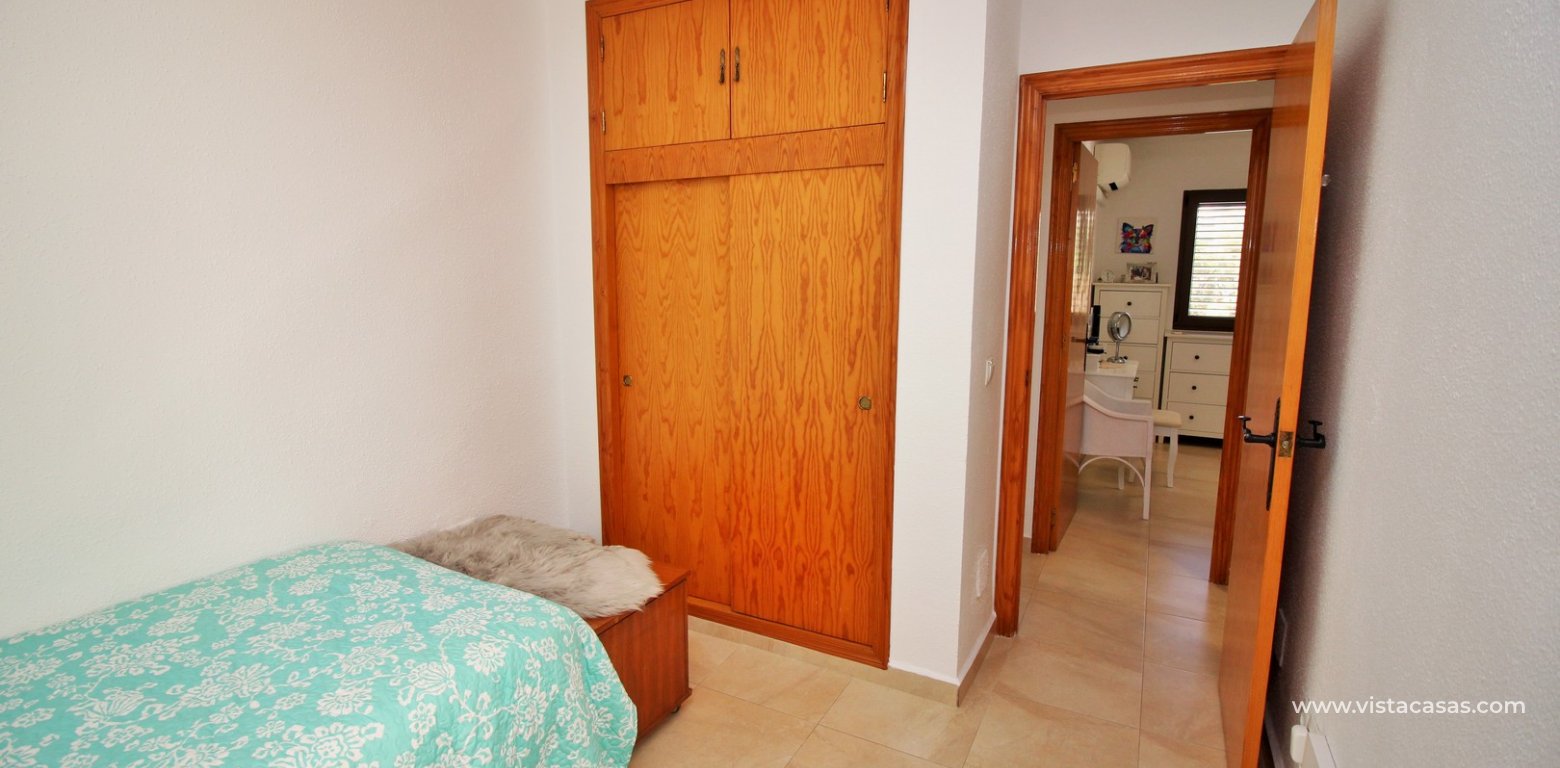 Townhouse for sale in Sal y Mar 2 Playa Flamenca twin bedroom fitted wardrobes