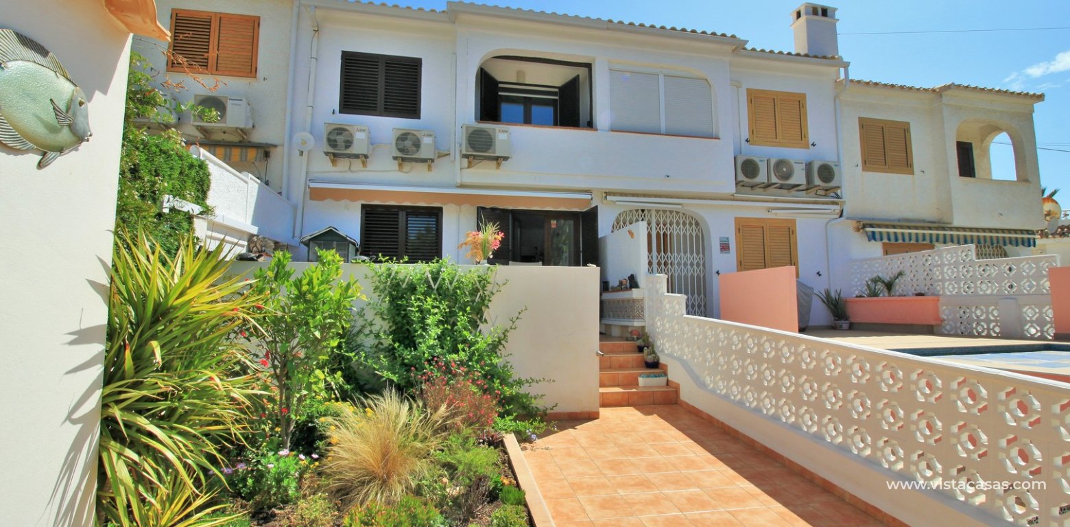 Townhouse for sale in Sal y Mar 2 Playa Flamenca front garden