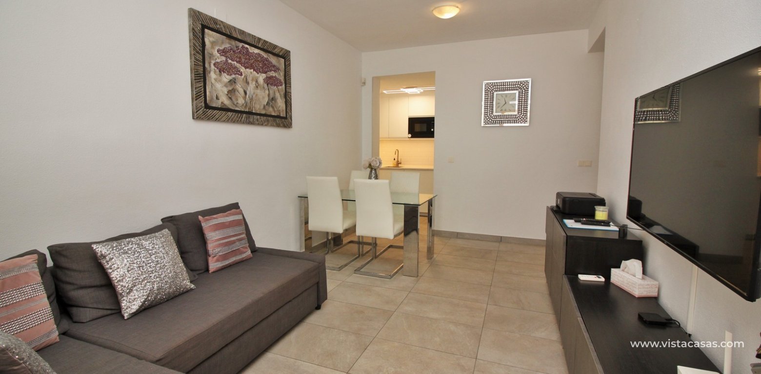 Renovated ground floor apartment for sale Villamartin Panorama Golf lounge