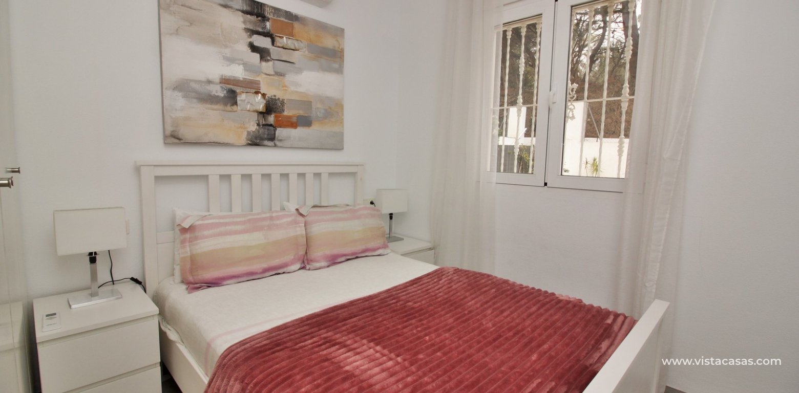 Renovated ground floor apartment for sale Villamartin Panorama Golf master bedroom