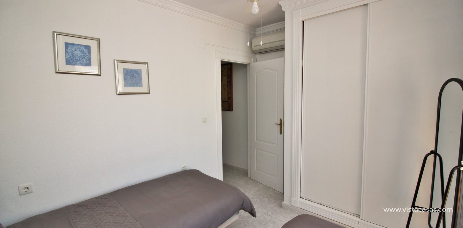 Townhouse for sale Costa Dorada III Villamartin twin bedroom fitted wardrobes