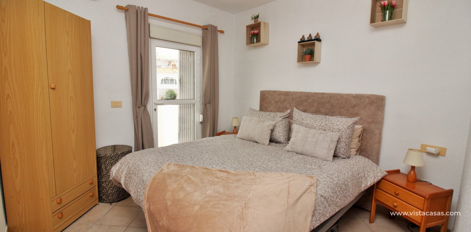 Townhouse for sale near the beach Cabo Roig master bedroom